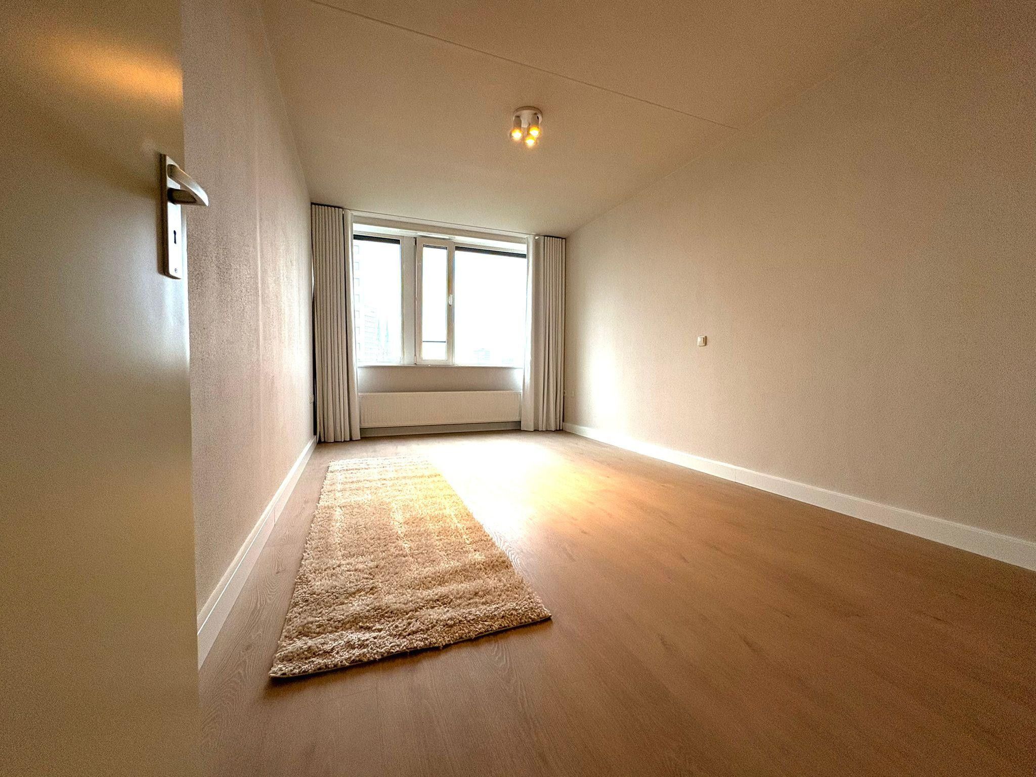 Foto 9 van Clausplein 34