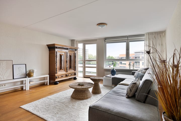 Photo 2 of Hulststraat 93