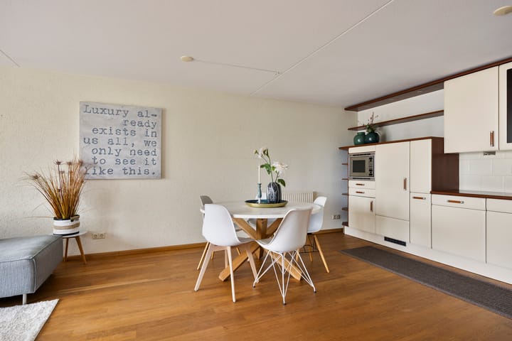 Photo 17 of Hulststraat 93