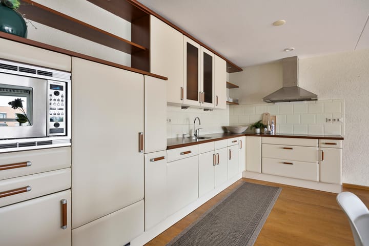 Photo 21 of Hulststraat 93