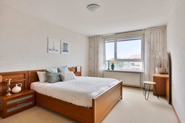 Photo 27 of Hulststraat 93