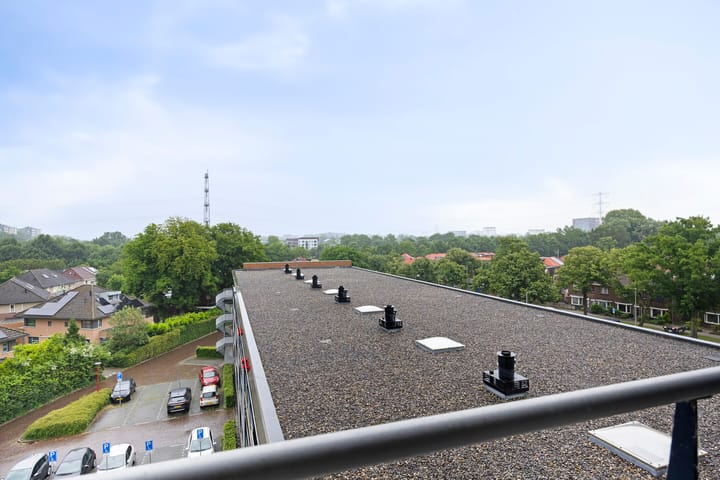 Photo 35 of Hulststraat 93