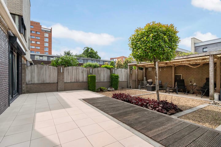 Foto 14 van Lange Grafte 27