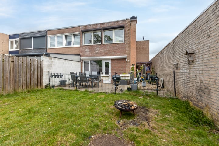 Foto 16 van Constantijn-Eik 20