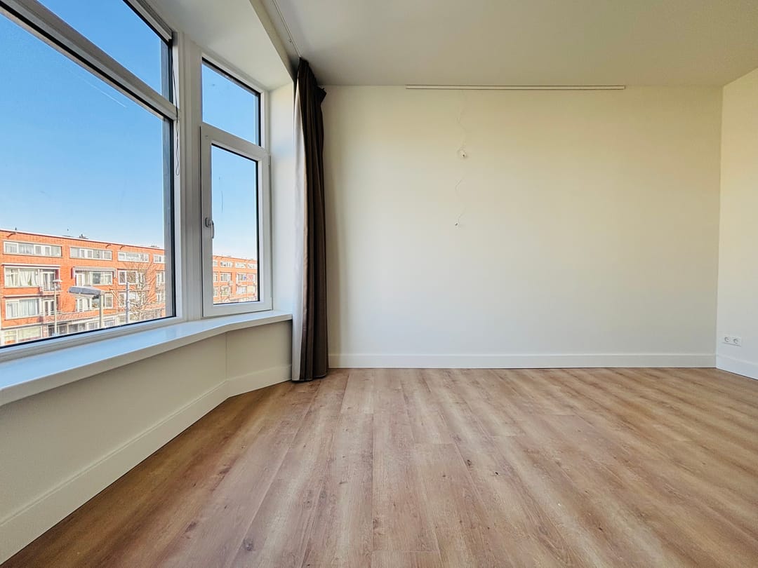 Photo 7 of Rotterdamsedijk 399-D