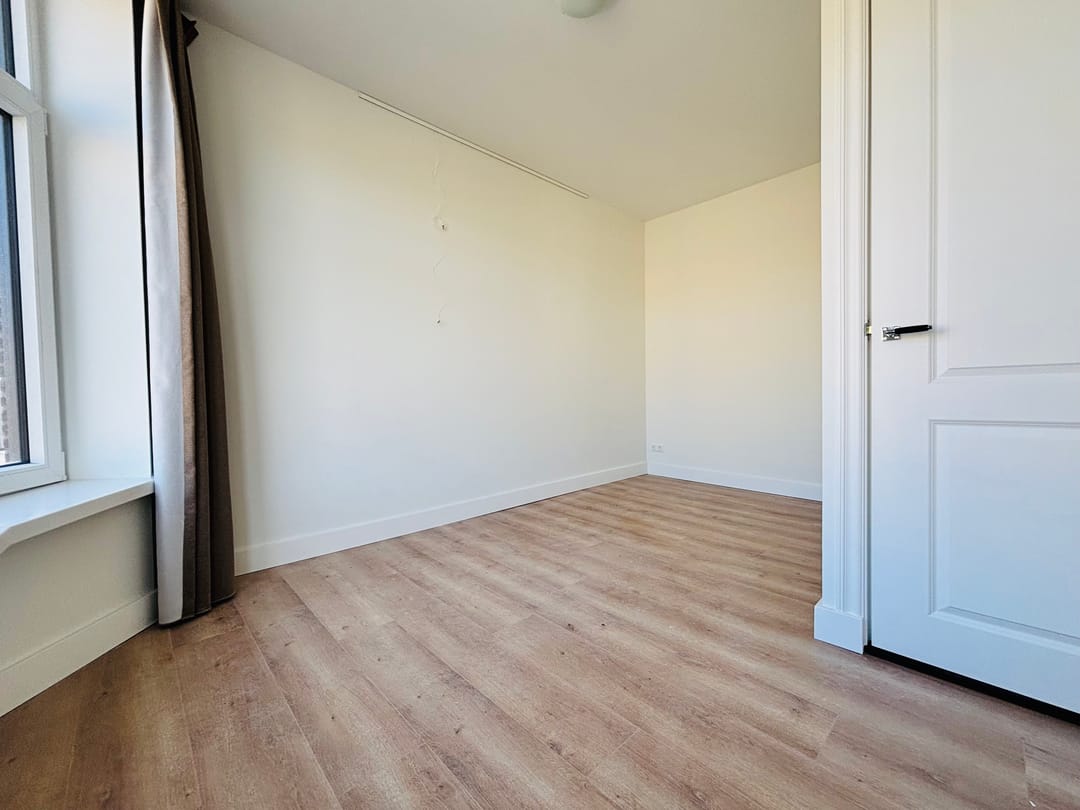 Photo 8 of Rotterdamsedijk 399-D