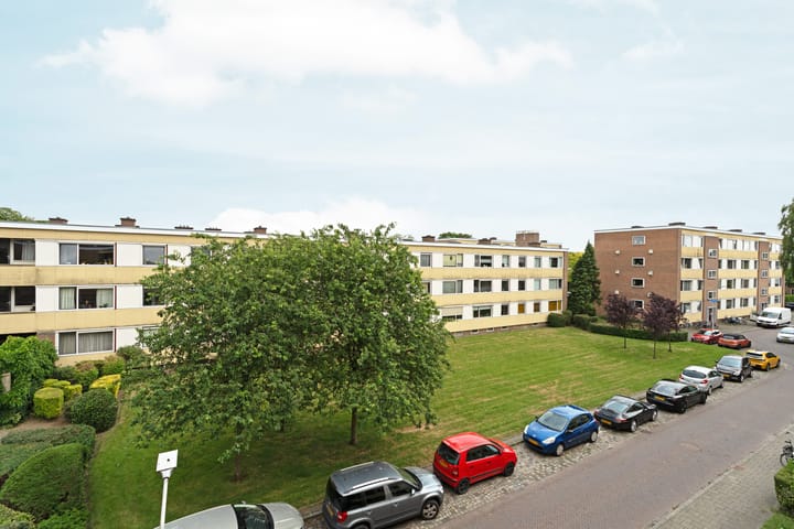 Foto 14 van Professor Hoogveldstraat 8