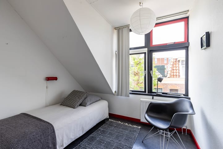 Photo 40 of Wester Badstraat 44