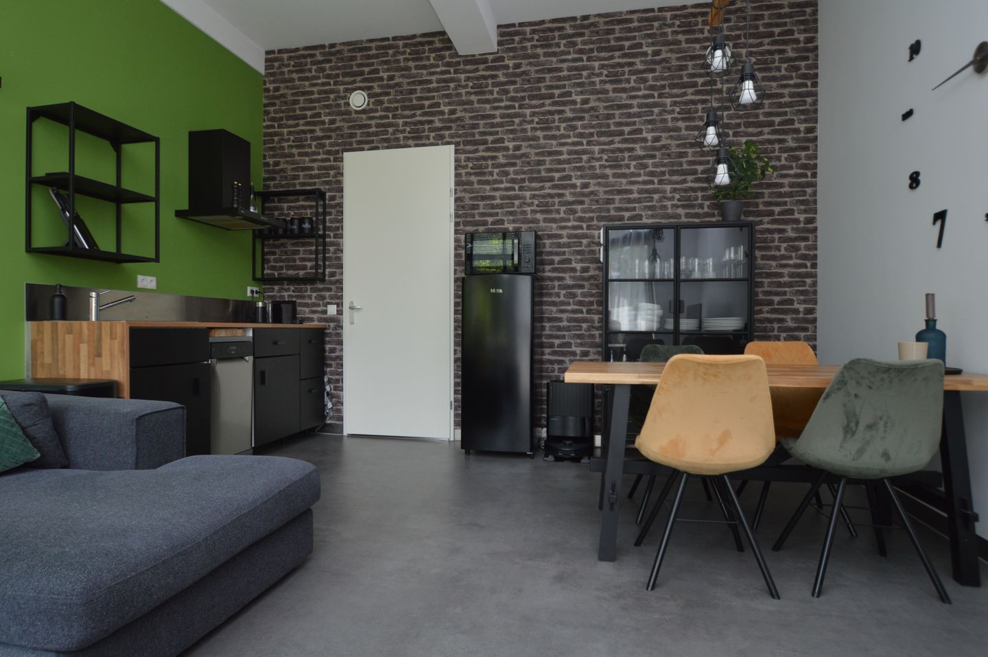 Foto 5 van Albert Schweitzerstraat 69