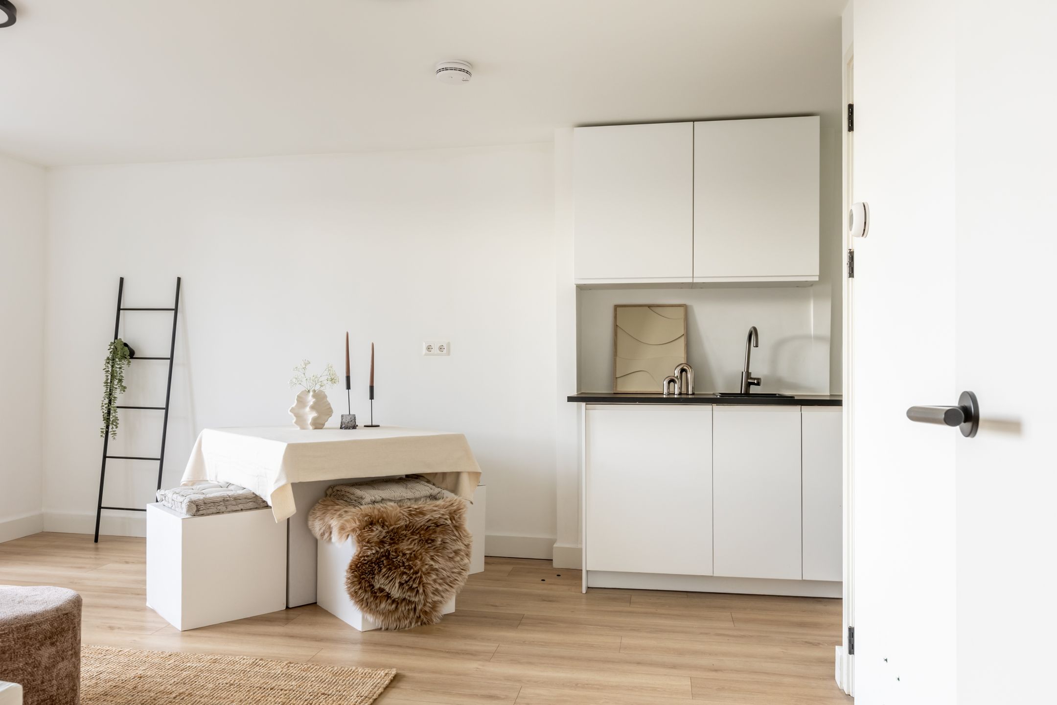 Foto 12 van Straatweg 31-E