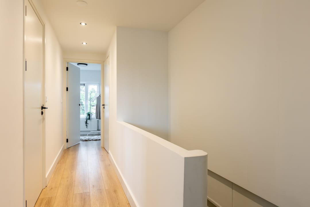 Foto 23 van Straatweg 31-E