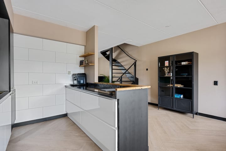 Foto 18 van van Echtenlaan 82