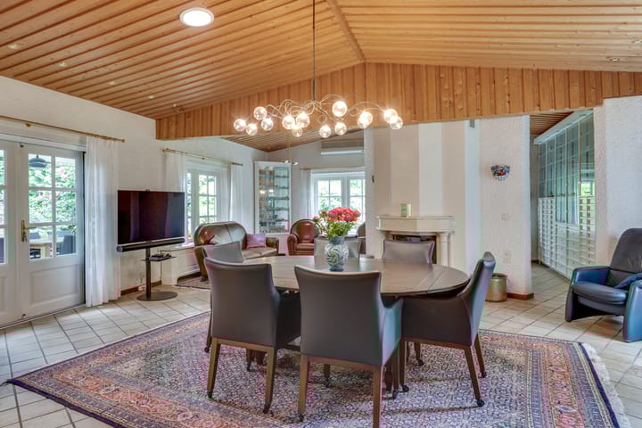 Foto 12 van Mezenlaan 1