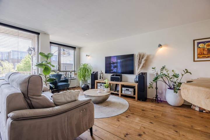 Foto 7 van Cor van Osnabruggelaan 19