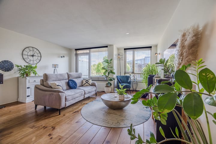 Foto 8 van Cor van Osnabruggelaan 19