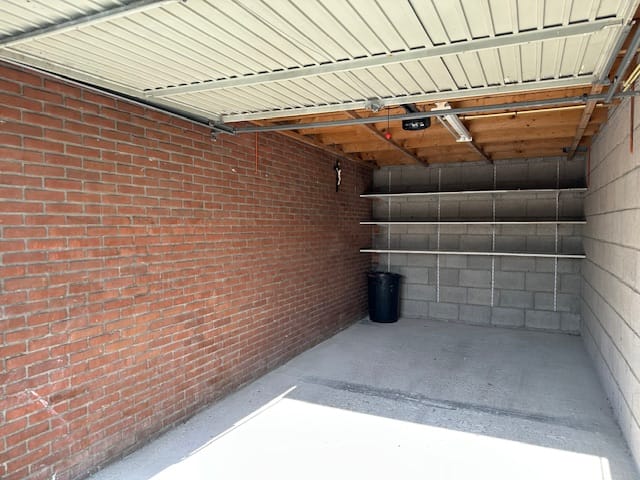 Photo 3 of Schoklandstraat 15-A