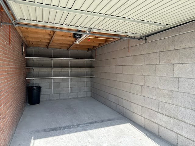 Photo 4 of Schoklandstraat 15-A