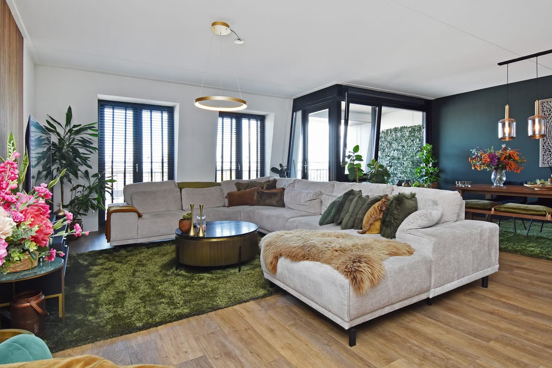 Photo 1 of Oostlaan 175