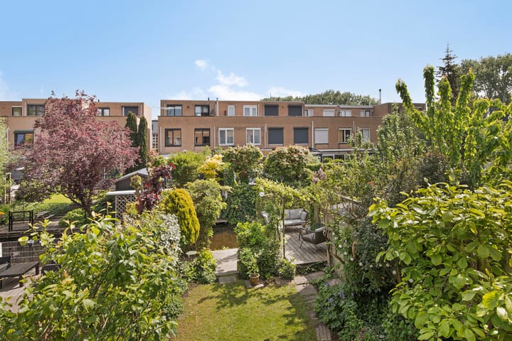 Foto 3 van Ann Burtonstraat 13