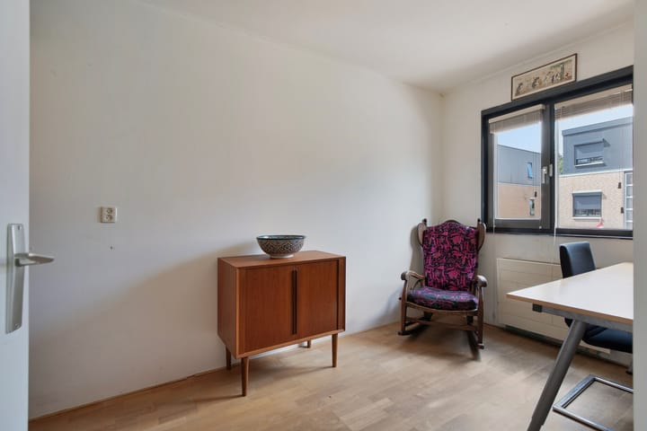 Foto 18 van Ann Burtonstraat 13