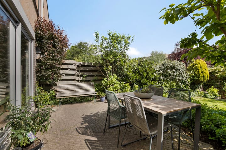 Foto 44 van Ann Burtonstraat 13