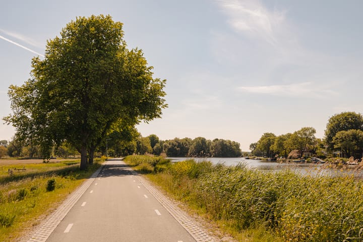 Foto 28 van Amsteldijk Noord 137