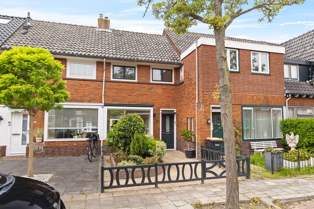 Photo 1 of Van Leeuwenhoekstraat 12