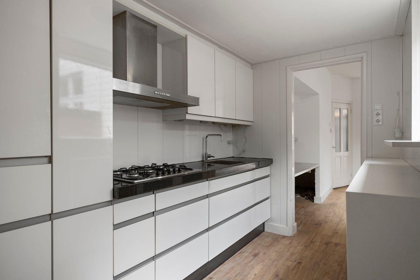 Photo 5 of Van Leeuwenhoekstraat 12