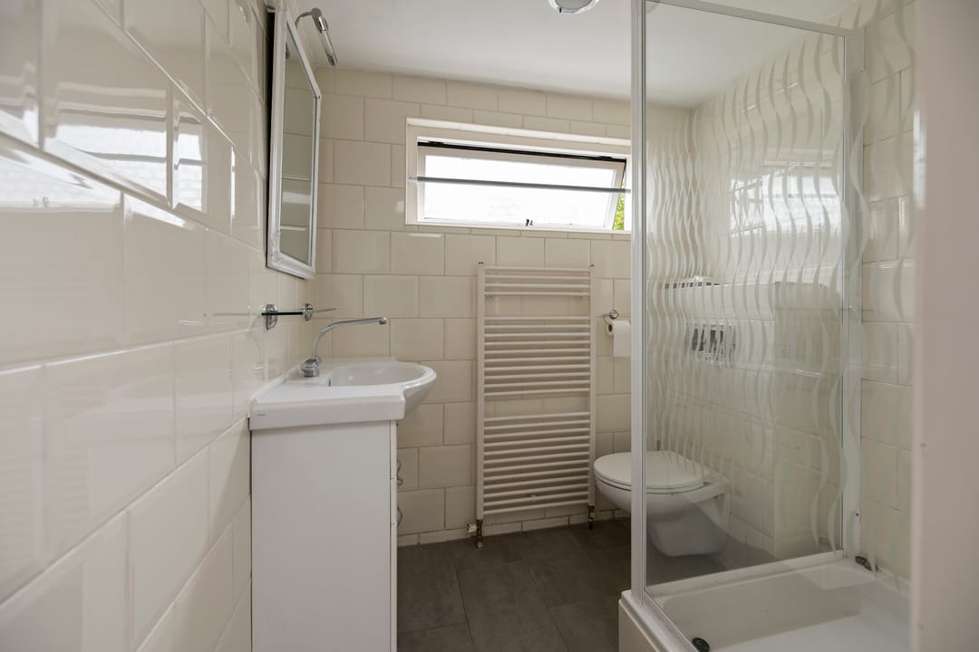 Photo 8 of Van Leeuwenhoekstraat 12