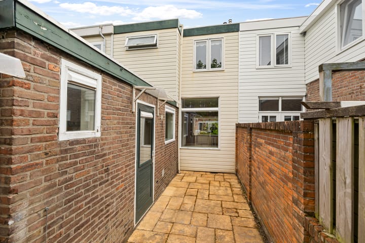 Foto 9 van Van Leeuwenhoekstraat 12