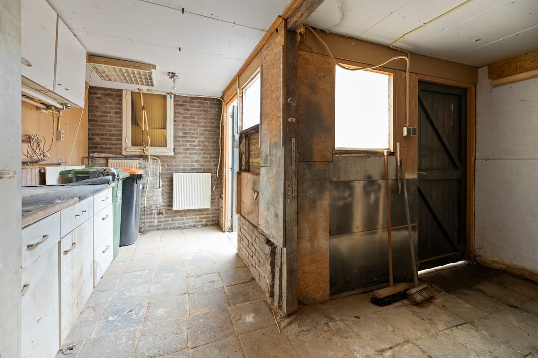 Photo 11 of Van Leeuwenhoekstraat 12