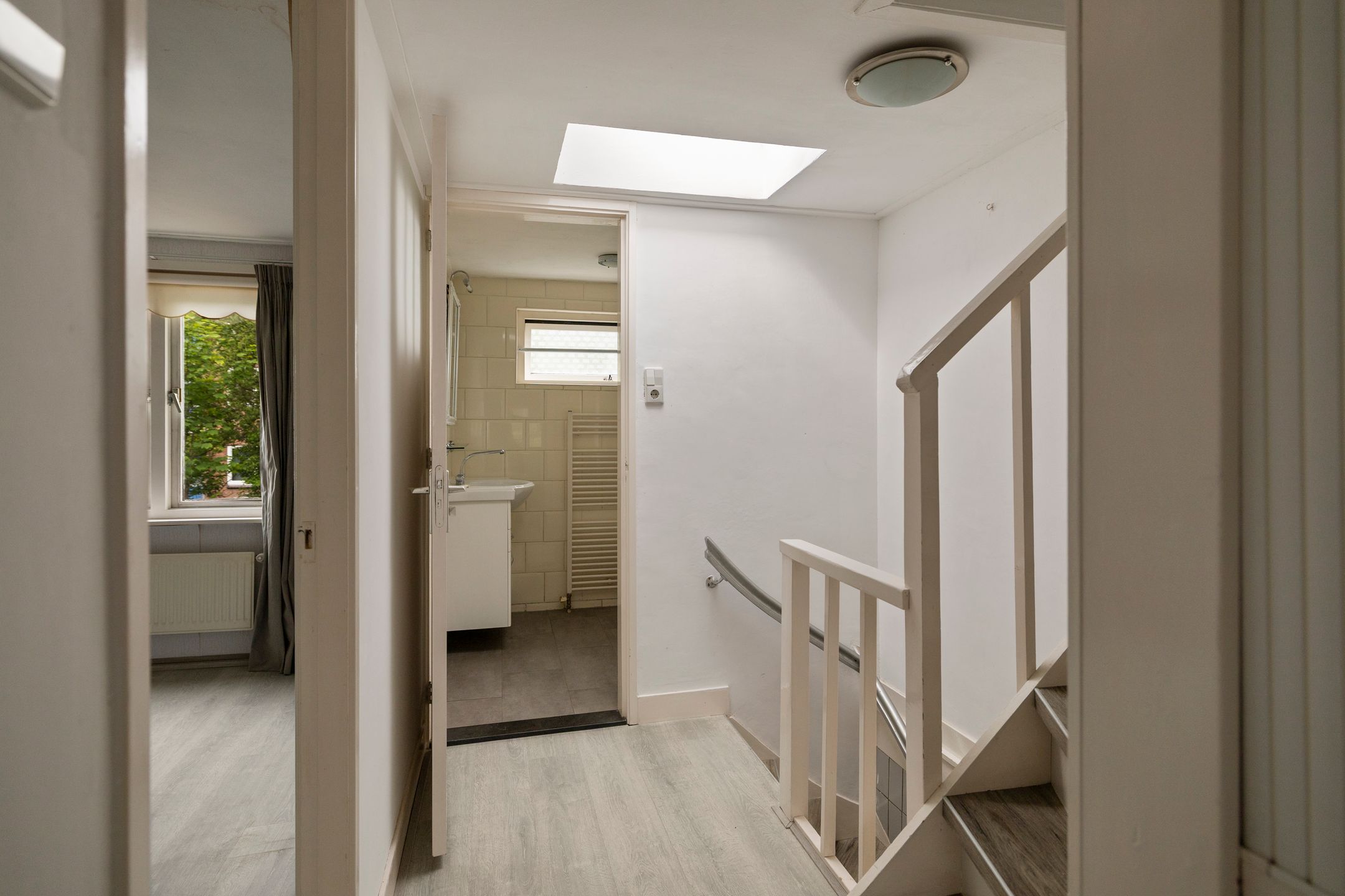 Photo 12 of Van Leeuwenhoekstraat 12