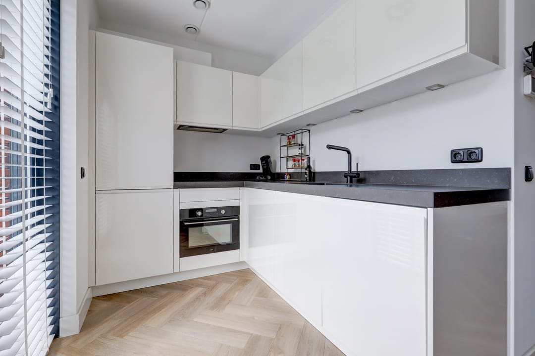 Photo 7 of Suriestraat 44