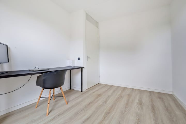 Foto 19 van Suriestraat 44