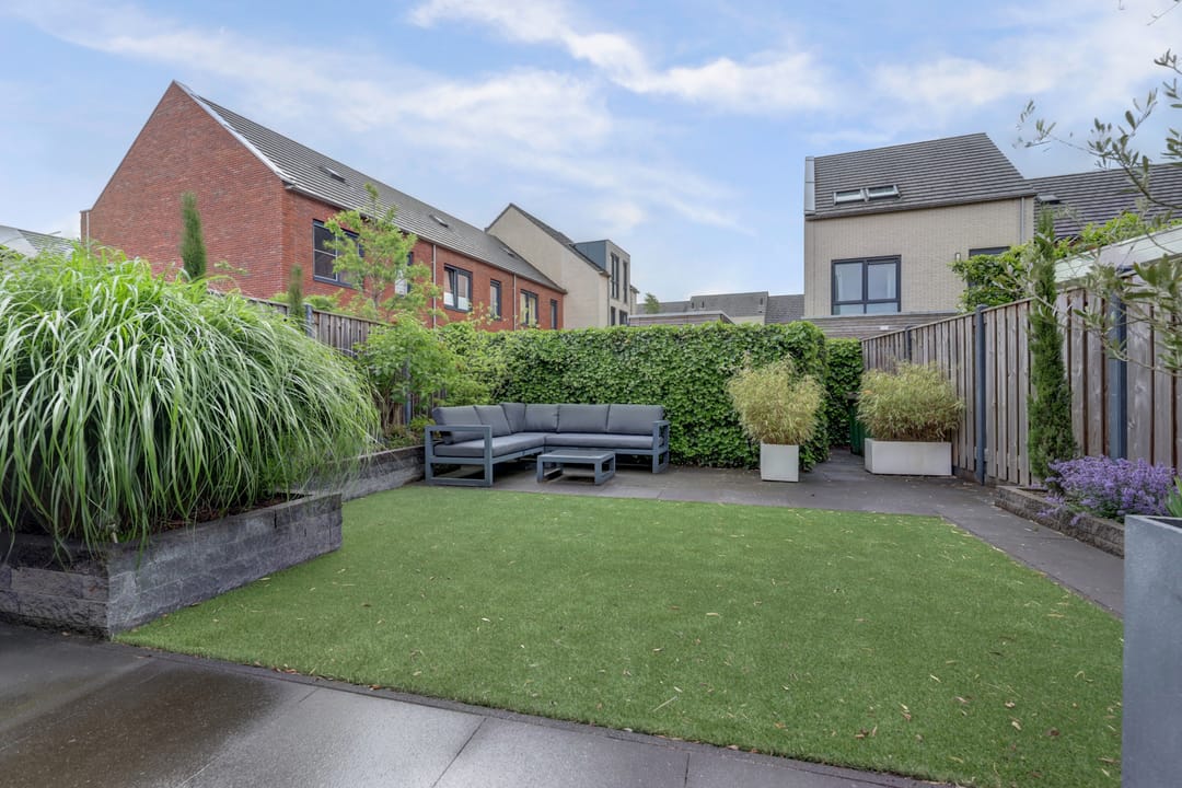 Photo 31 of Suriestraat 44