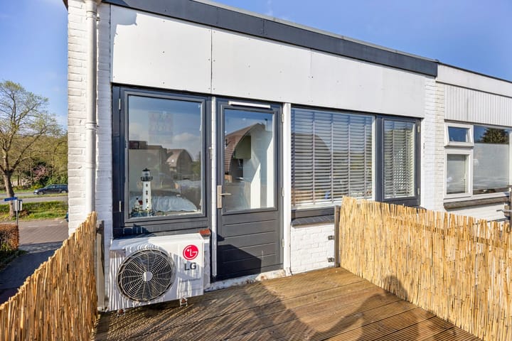 Foto 35 van Papeweg 27