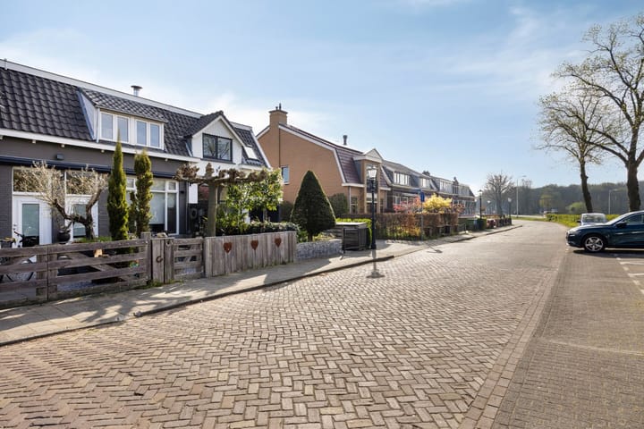 Foto 36 van Papeweg 27