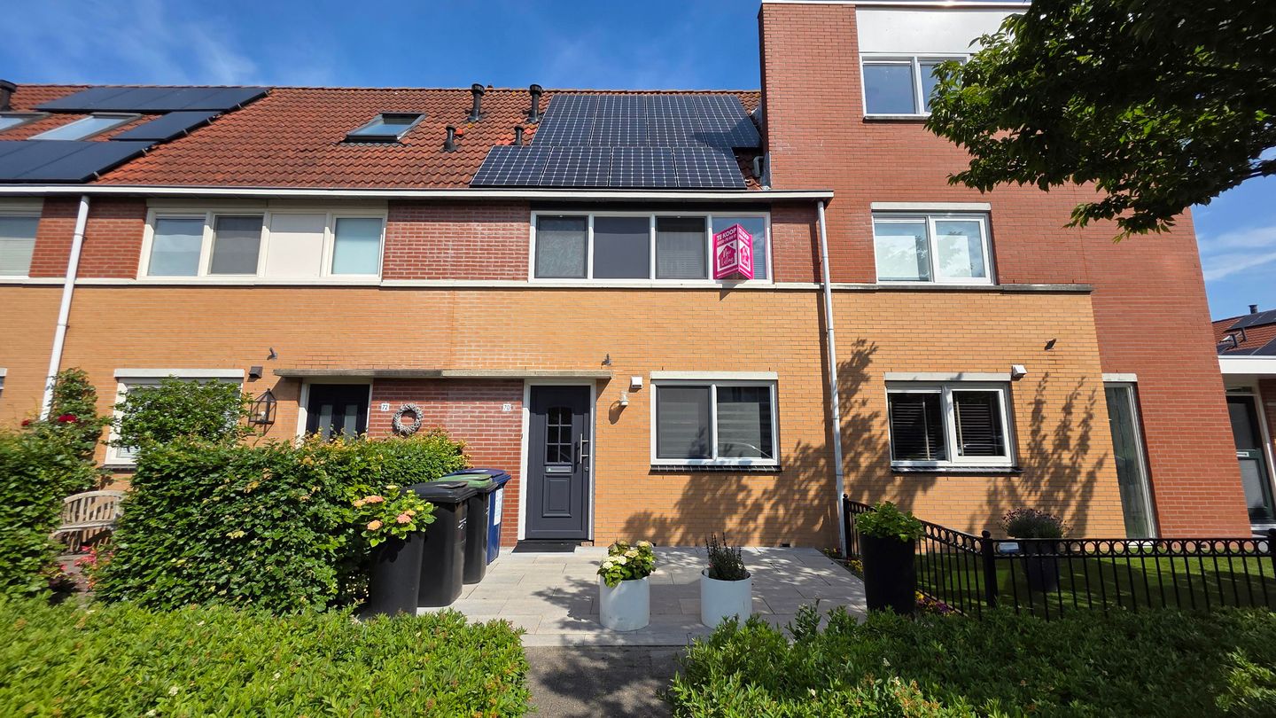 Foto 1 van Adrienne Solserstraat 70