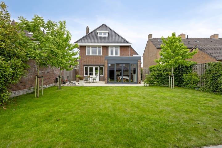 Foto 2 van Emmastraat 28