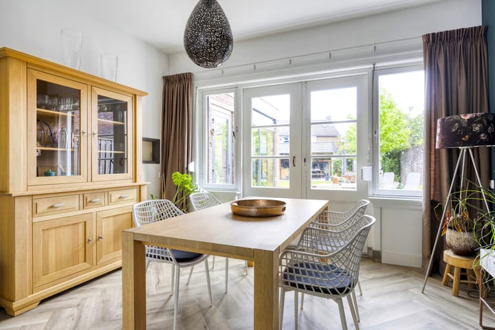 Foto 9 van Emmastraat 28