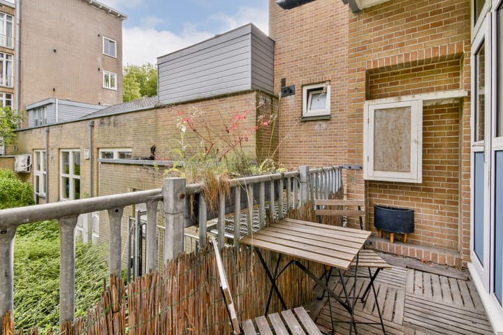 Foto 9 van Admiraal De Ruijterweg 28-H