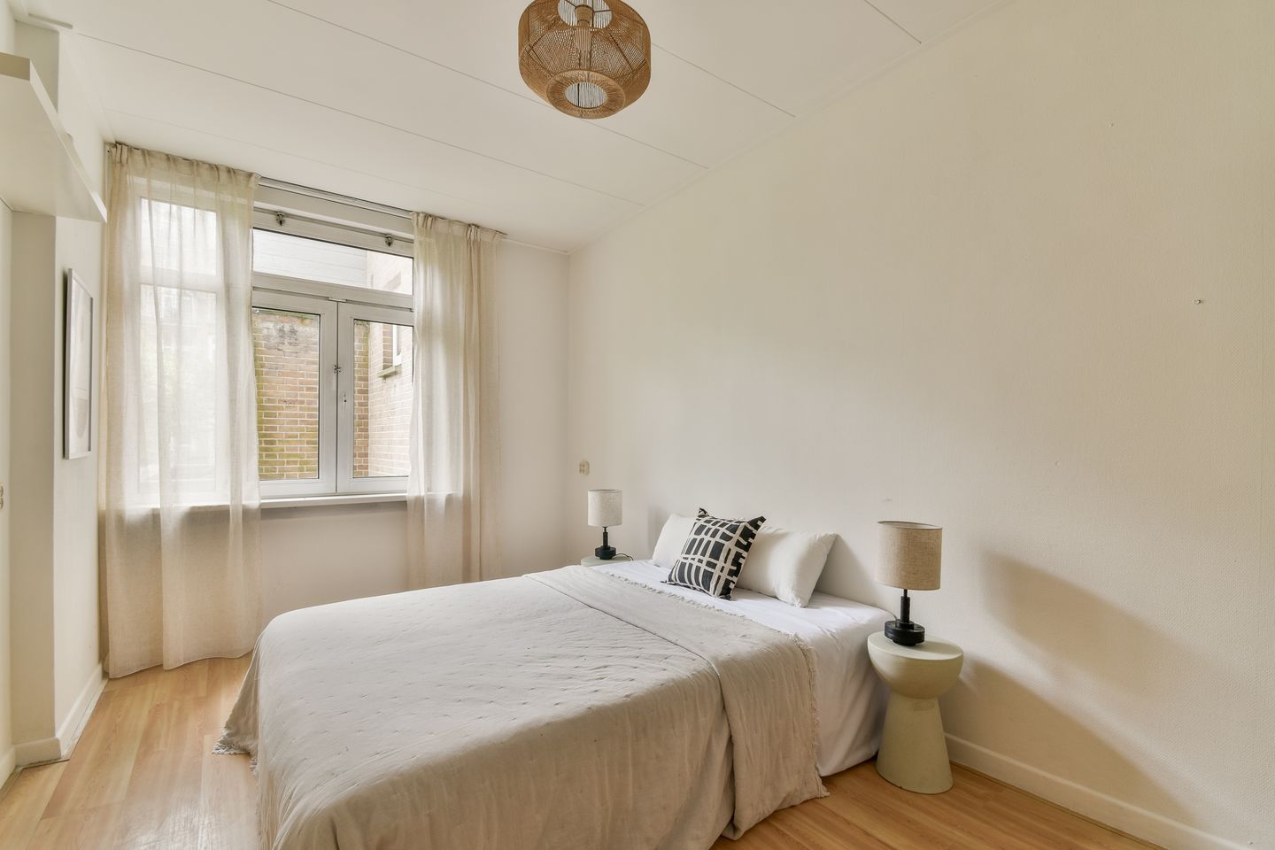 Photo 10 of Admiraal De Ruijterweg 28-H