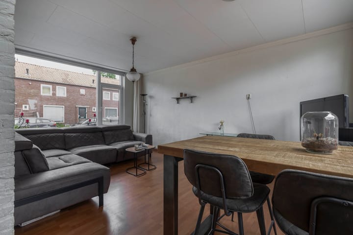 Foto 4 van Burgemeester van Bakkeneslaan 26