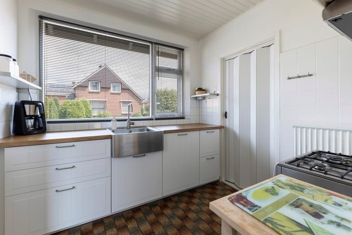 Foto 3 van Pastoor Eshuisstraat 1