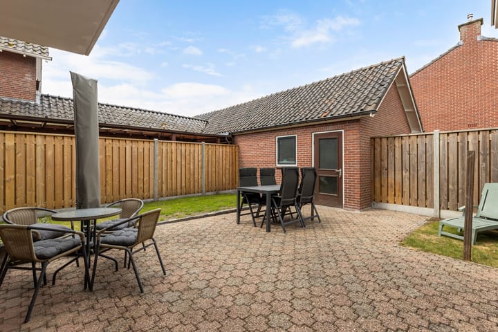 Foto 4 van Pastoor Eshuisstraat 1