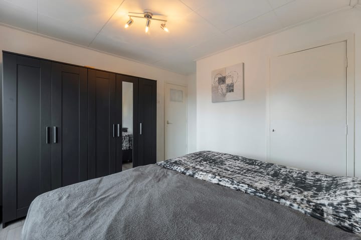 Foto 17 van Pastoor Eshuisstraat 1