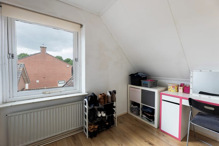 Foto 24 van Pastoor Eshuisstraat 1