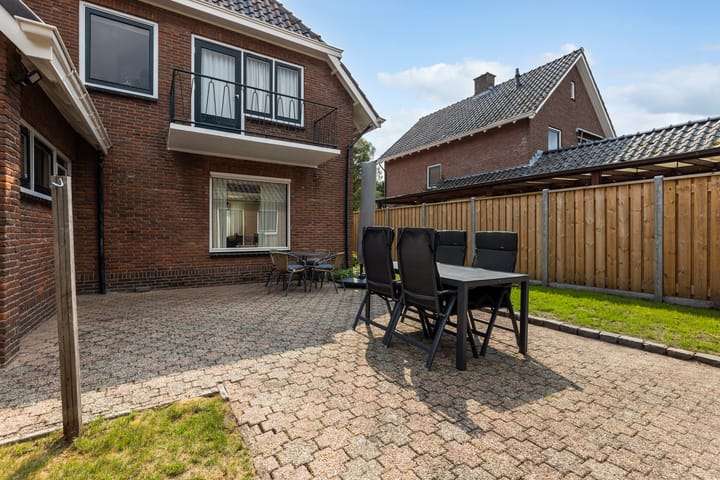 Foto 29 van Pastoor Eshuisstraat 1