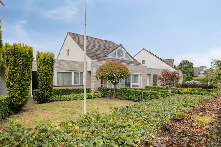 Photo 1 of Antoni Staringlaan 22