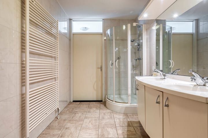 Photo 18 of Antoni Staringlaan 22